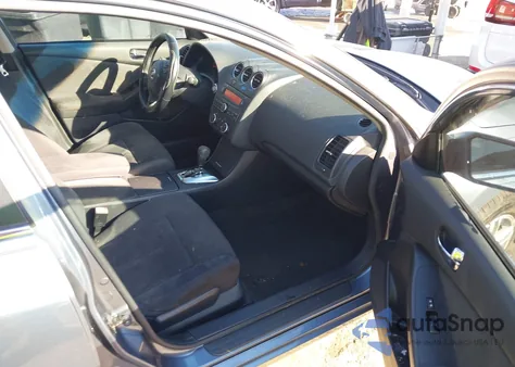 2010 Nissan Altima 2.5 S из США, поврежденный, VIN 1N4AL2AP3AN413981